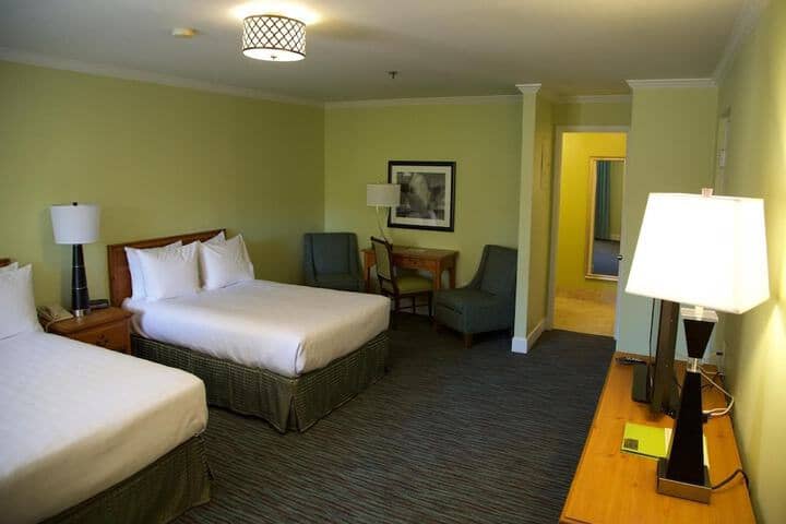 Room 11 of 29